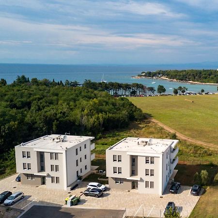 Baden Resort Basanija, Umag-With Sea View, Parking And 300M From The Beach מראה חיצוני תמונה