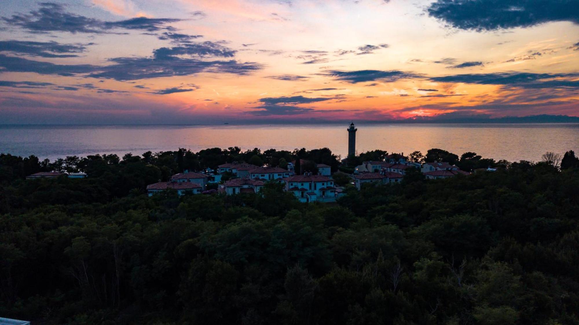 Baden Resort Basanija, Umag-With Sea View, Parking And 300M From The Beach מראה חיצוני תמונה