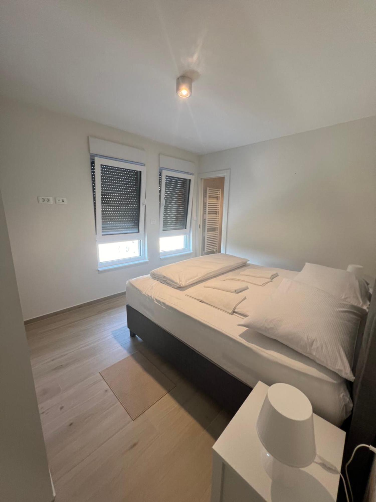 Baden Resort Basanija, Umag-With Sea View, Parking And 300M From The Beach מראה חיצוני תמונה