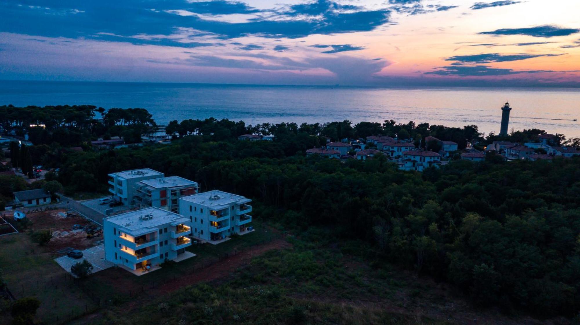 Baden Resort Basanija, Umag-With Sea View, Parking And 300M From The Beach מראה חיצוני תמונה